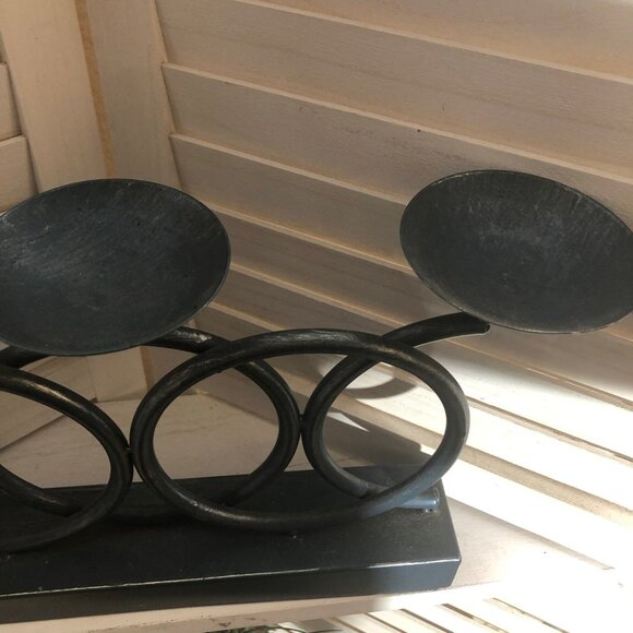 Metal Ring Candelabra Candle Holder Tabletop Black Three Piece - Picture 7 of 9